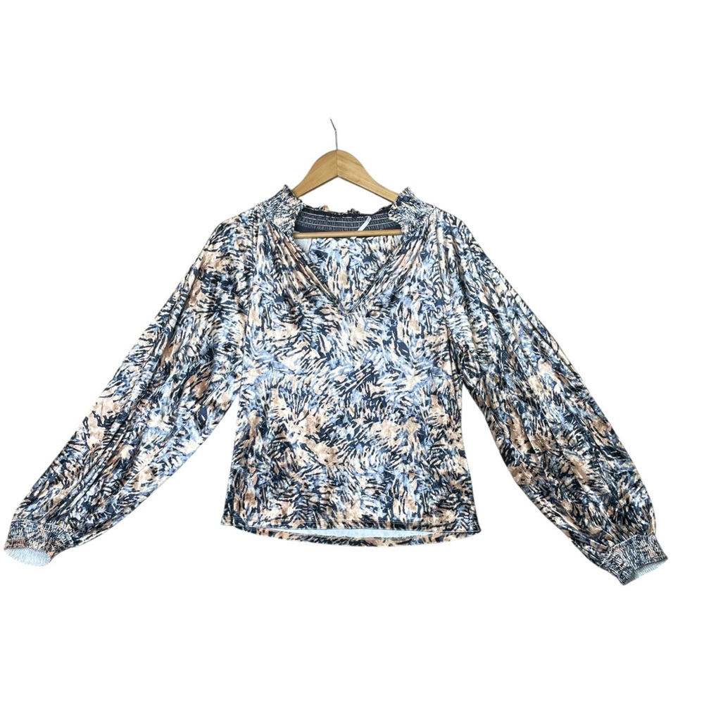 Free People Go Get 'Em Crushed Velvet Balloon Sleeve Blouse Small Animal print L - Picture 2 of 12
